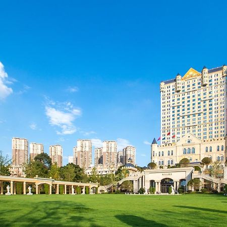 Wyndham Grand Kunming East Exterior foto