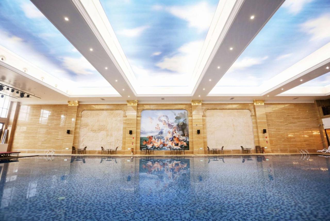 Wyndham Grand Kunming East Exterior foto