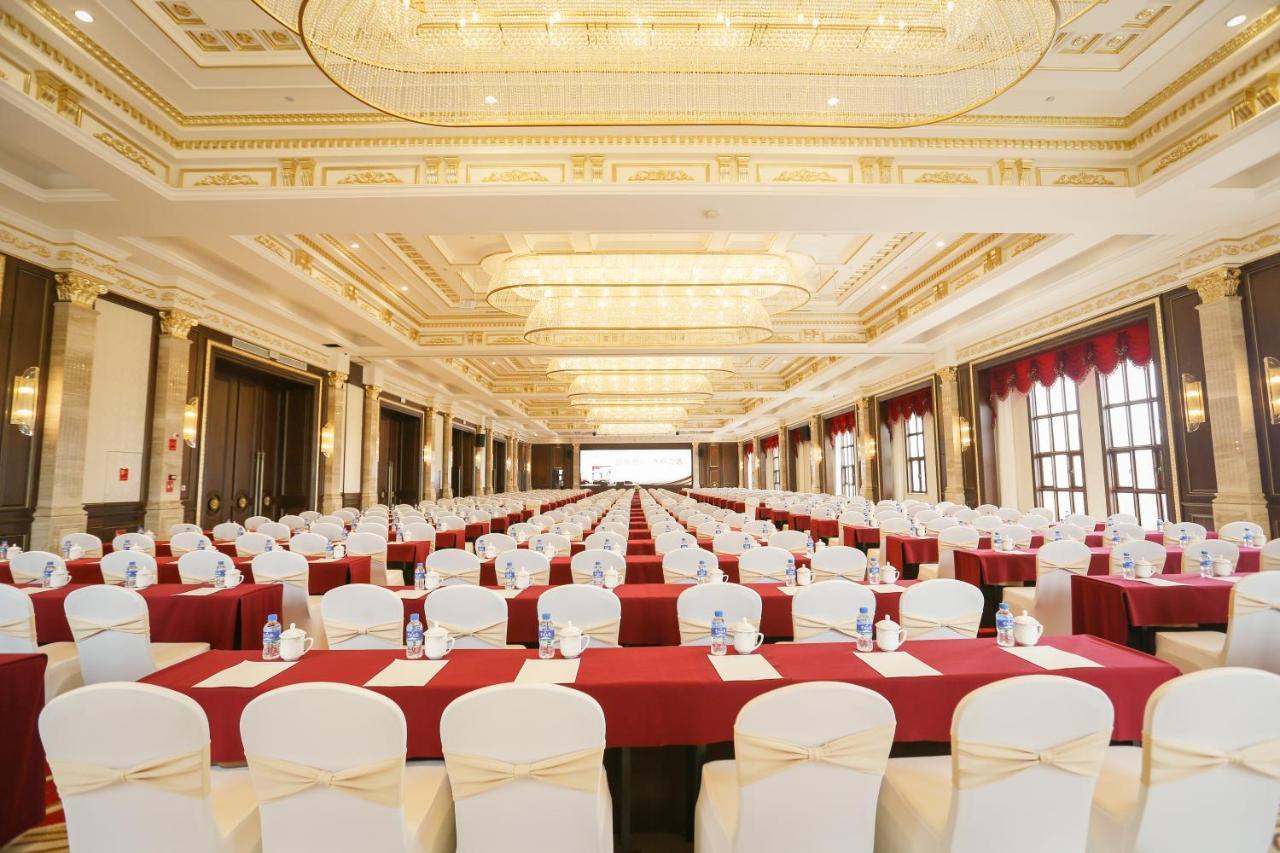 Wyndham Grand Kunming East Exterior foto