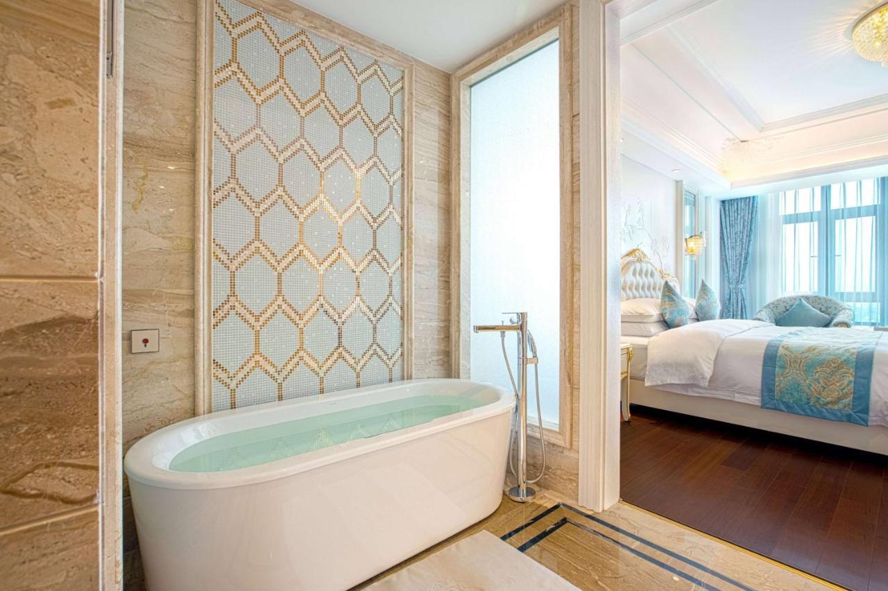 Wyndham Grand Kunming East Exterior foto